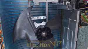 Dàn nóng điều hòa Panasonic RU12AKH-8